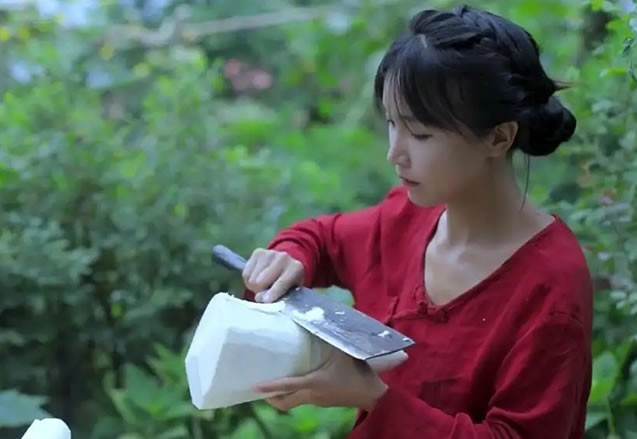 微念與李子柒和解：李子柒復出，能否重回顛峰?